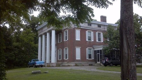2088 Versailles Road, Frankfort, KY 40601